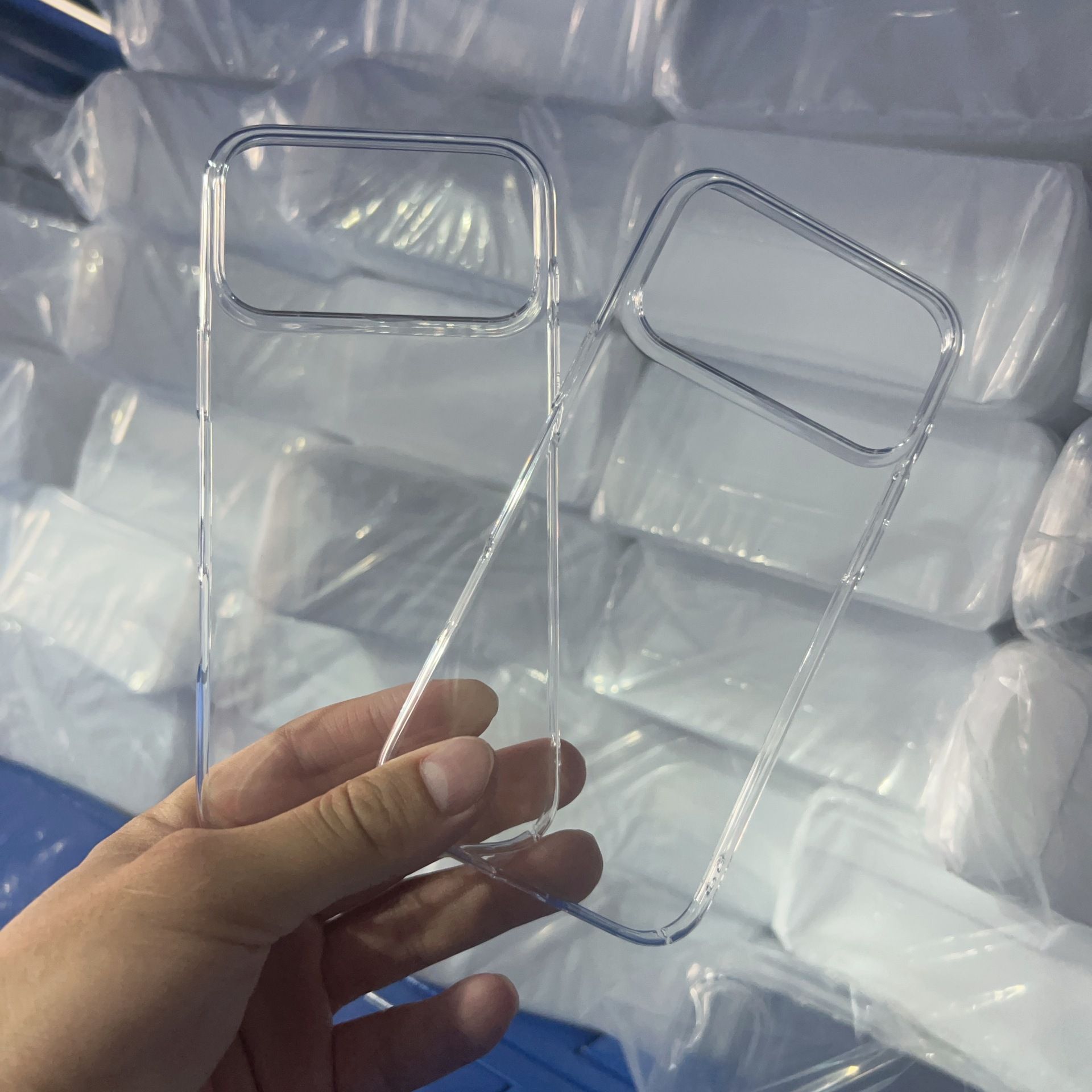 全包大孔硬壳-PC透明【磨砂袋装-防刮花】源头工厂